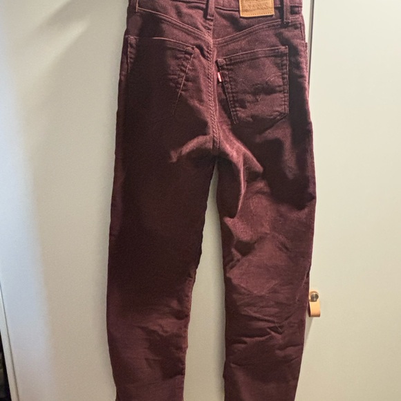 Levi’s rib cage straight corduroys - Picture 4 of 5